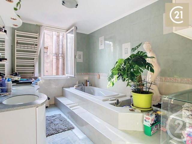 Appartement à vendre - 5 pièces - 120.0 m2 - BEZIERS - 34 - LANGUEDOC-ROUSSILLON - Century 21 Comminges Immobilier