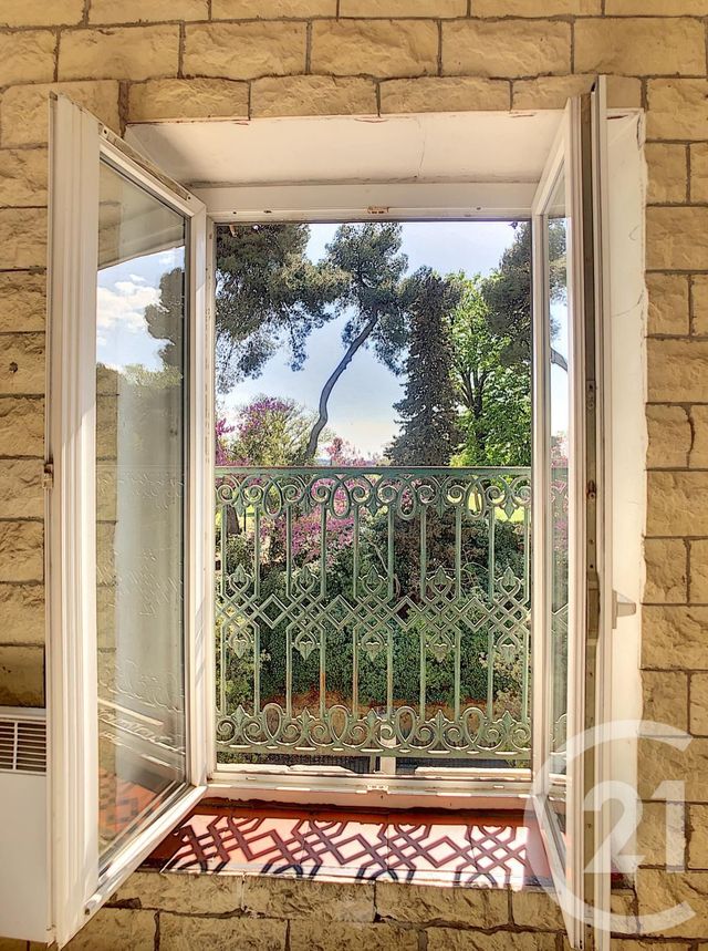 Afficher la photo en grand Appartement T3 à vendre - 3 pièces - 79.64 m2 - BEZIERS - 34 - LANGUEDOC-ROUSSILLON - Century 21 Comminges Immobilier