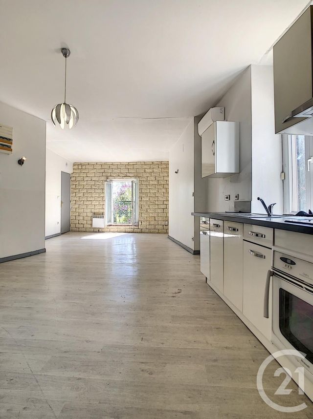 Afficher la photo en grand Appartement T3 à vendre - 3 pièces - 79.64 m2 - BEZIERS - 34 - LANGUEDOC-ROUSSILLON - Century 21 Comminges Immobilier
