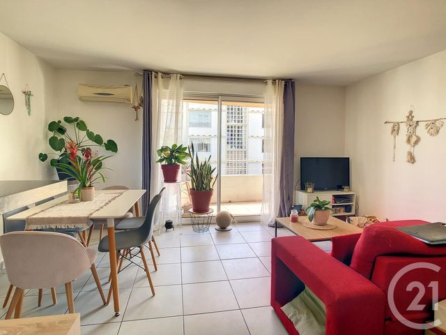 Appartement T3 à vendre - 3 pièces - 61.31 m2 - BEZIERS - 34 - LANGUEDOC-ROUSSILLON - Century 21 Comminges Immobilier