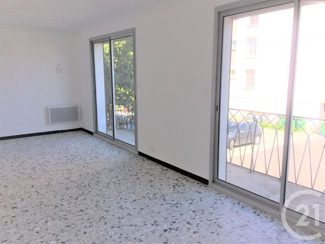 Appartement F3 à louer - 3 pièces - 56.73 m2 - BEZIERS - 34 - LANGUEDOC-ROUSSILLON - Century 21 Comminges Immobilier