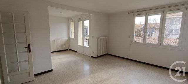 Appartement F3 à louer - 3 pièces - 71.63 m2 - BEZIERS - 34 - LANGUEDOC-ROUSSILLON - Century 21 Comminges Immobilier