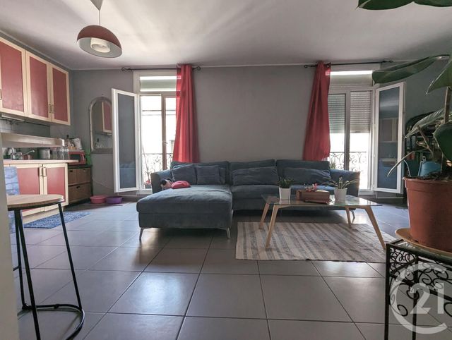 Appartement T3 à vendre - 3 pièces - 59.3 m2 - BEZIERS - 34 - LANGUEDOC-ROUSSILLON - Century 21 Comminges Immobilier