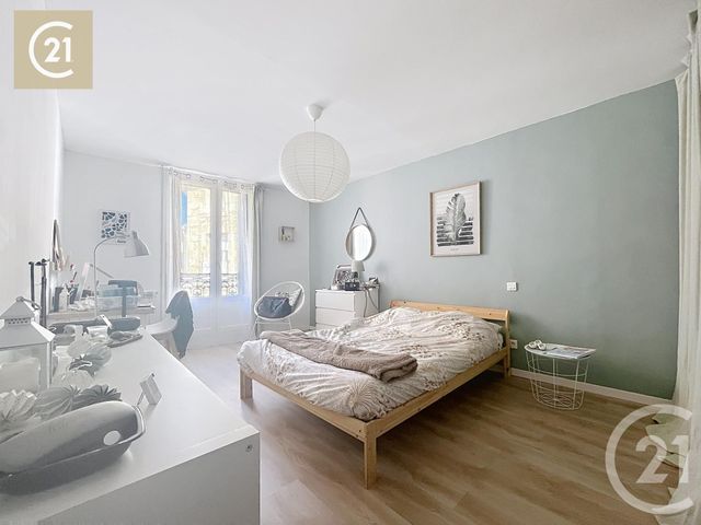 Appartement T4 à vendre - 4 pièces - 81.84 m2 - BEZIERS - 34 - LANGUEDOC-ROUSSILLON - Century 21 Comminges Immobilier