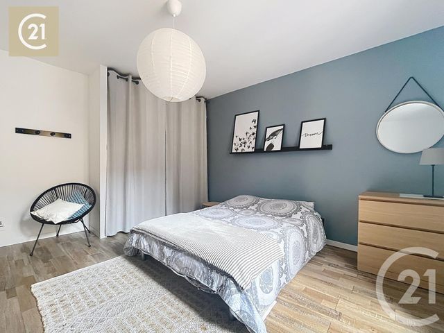 Appartement T4 à vendre - 4 pièces - 81.84 m2 - BEZIERS - 34 - LANGUEDOC-ROUSSILLON - Century 21 Comminges Immobilier