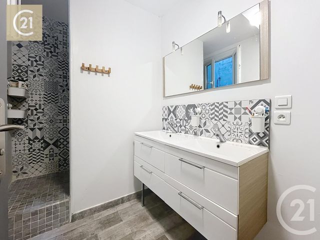 Appartement T4 à vendre - 4 pièces - 81.84 m2 - BEZIERS - 34 - LANGUEDOC-ROUSSILLON - Century 21 Comminges Immobilier