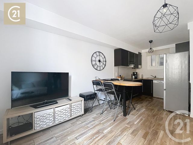 Appartement T4 à vendre - 4 pièces - 81.84 m2 - BEZIERS - 34 - LANGUEDOC-ROUSSILLON - Century 21 Comminges Immobilier