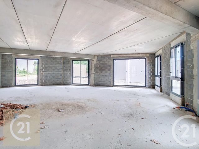 Afficher la photo en grand commerce à vendre - 137.0 m2 - CAPESTANG - 34 - LANGUEDOC-ROUSSILLON - Century 21 Comminges Immobilier