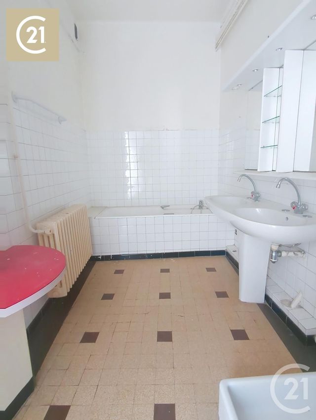 Afficher la photo en grand Appartement F4 à vendre - 5 pièces - 139.26 m2 - BEZIERS - 34 - LANGUEDOC-ROUSSILLON - Century 21 Comminges Immobilier