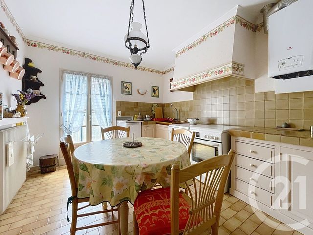 Afficher la photo en grand Appartement F4 à vendre - 4 pièces - 119.06 m2 - BEZIERS - 34 - LANGUEDOC-ROUSSILLON - Century 21 Comminges Immobilier