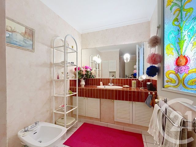 Afficher la photo en grand Appartement F4 à vendre - 4 pièces - 119.06 m2 - BEZIERS - 34 - LANGUEDOC-ROUSSILLON - Century 21 Comminges Immobilier