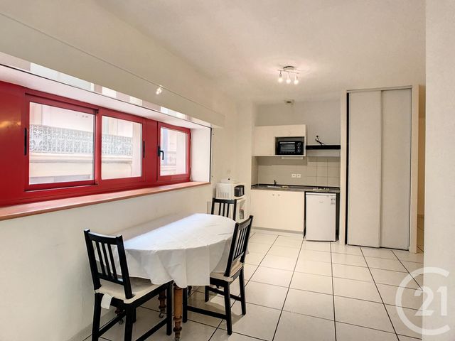 Appartement F3 à louer - 3 pièces - 75.46 m2 - BEZIERS - 34 - LANGUEDOC-ROUSSILLON - Century 21 Comminges Immobilier