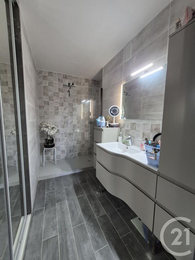 Appartement à vendre - 4 pièces - 90.28 m2 - BEZIERS - 34 - LANGUEDOC-ROUSSILLON - Century 21 Comminges Immobilier