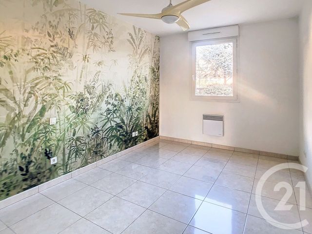 Afficher la photo en grand Appartement F3 à vendre - 3 pièces - 71.0 m2 - BEZIERS - 34 - LANGUEDOC-ROUSSILLON - Century 21 Comminges Immobilier