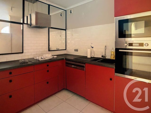 Afficher la photo en grand Appartement F3 à vendre - 3 pièces - 71.0 m2 - BEZIERS - 34 - LANGUEDOC-ROUSSILLON - Century 21 Comminges Immobilier