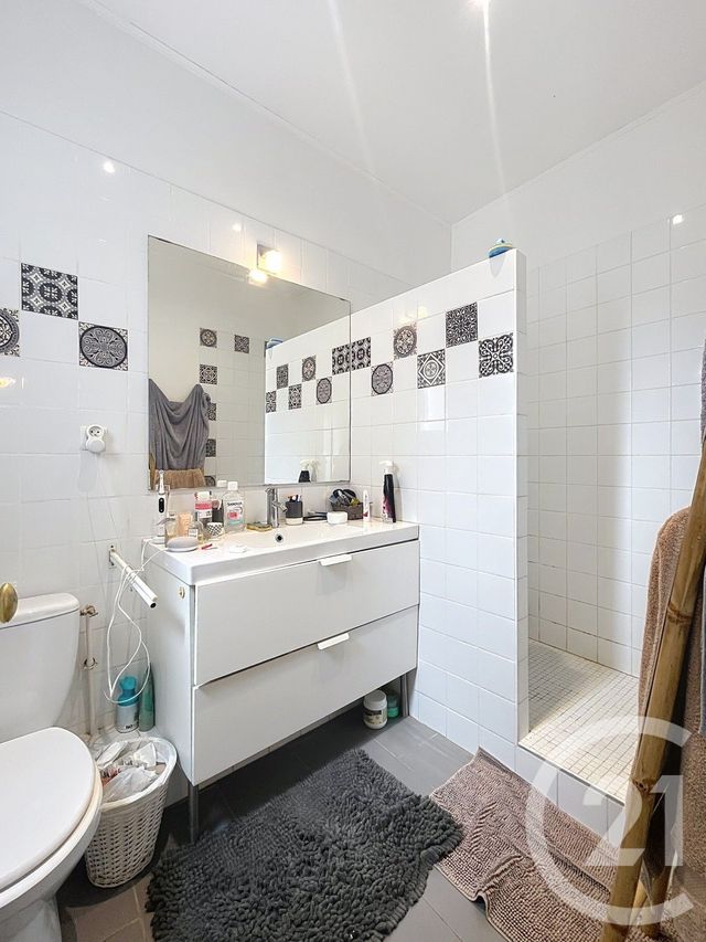 Afficher la photo en grand Appartement F4 à vendre - 4 pièces - 89.0 m2 - BEZIERS - 34 - LANGUEDOC-ROUSSILLON - Century 21 Comminges Immobilier