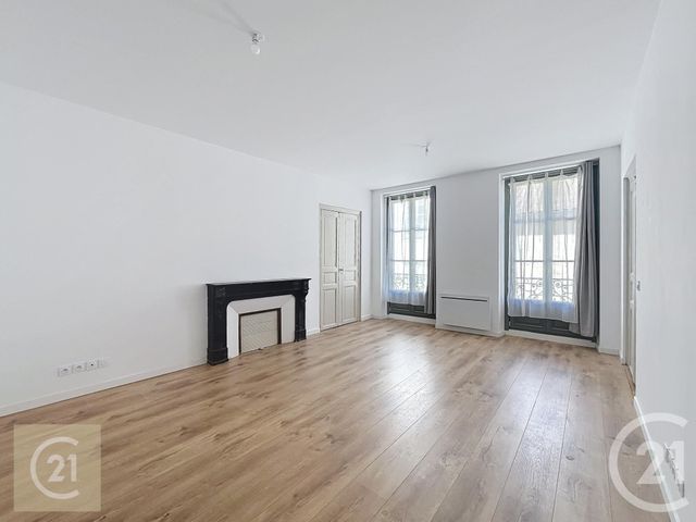Appartement F2 à louer - 2 pièces - 62.7 m2 - BEZIERS - 34 - LANGUEDOC-ROUSSILLON - Century 21 Comminges Immobilier
