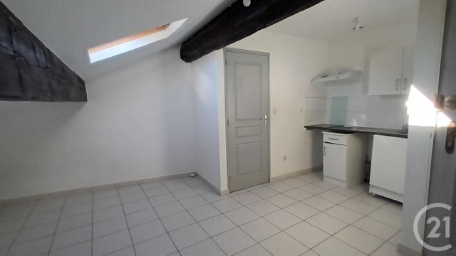 Appartement F1 bis à louer - 2 pièces - 20.22 m2 - BEZIERS - 34 - LANGUEDOC-ROUSSILLON - Century 21 Comminges Immobilier