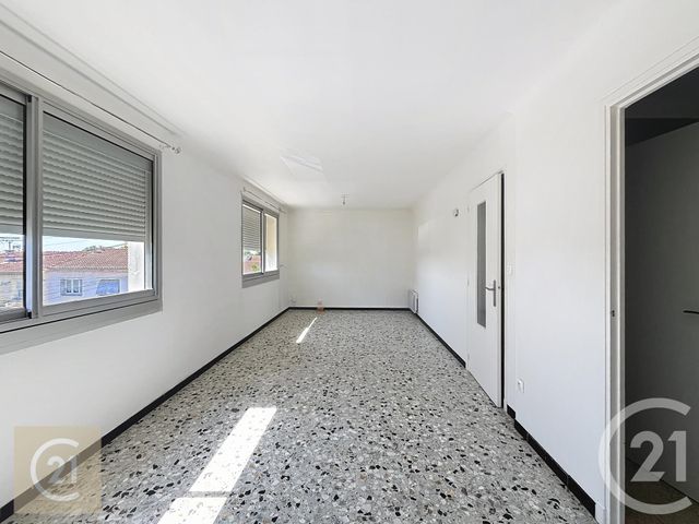 Appartement F3 à louer - 3 pièces - 57.81 m2 - BEZIERS - 34 - LANGUEDOC-ROUSSILLON - Century 21 Comminges Immobilier