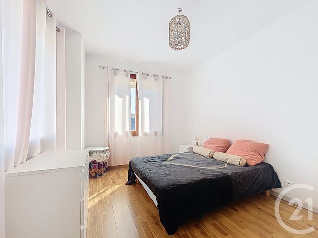 Appartement T4 à vendre - 4 pièces - 98.0 m2 - BEZIERS - 34 - LANGUEDOC-ROUSSILLON - Century 21 Comminges Immobilier