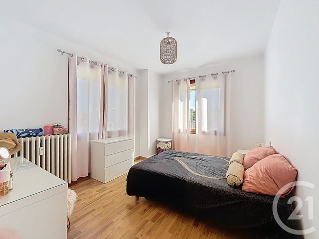 Appartement T4 à vendre - 4 pièces - 98.0 m2 - BEZIERS - 34 - LANGUEDOC-ROUSSILLON - Century 21 Comminges Immobilier