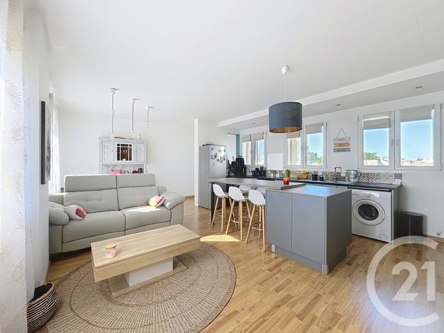 Appartement T4 à vendre - 4 pièces - 98.0 m2 - BEZIERS - 34 - LANGUEDOC-ROUSSILLON - Century 21 Comminges Immobilier