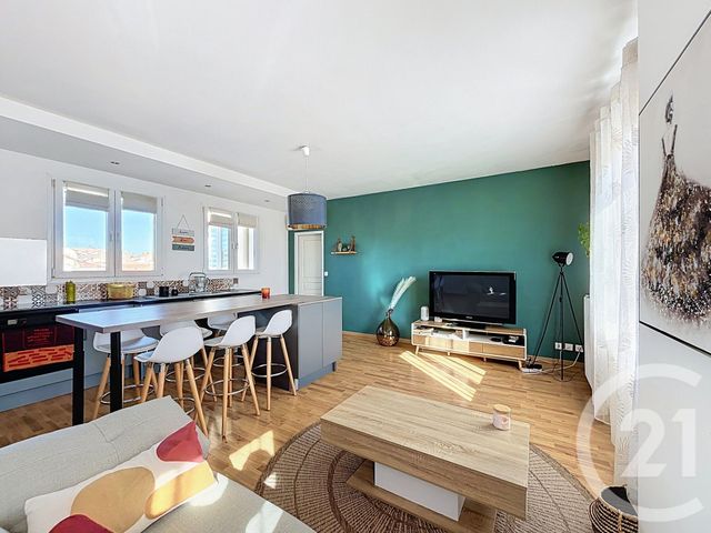 Appartement T4 à vendre - 4 pièces - 98.0 m2 - BEZIERS - 34 - LANGUEDOC-ROUSSILLON - Century 21 Comminges Immobilier