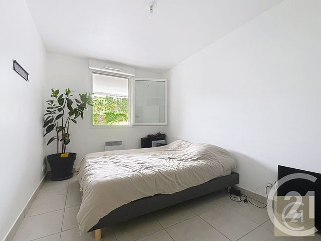 Appartement T2 à vendre - 2 pièces - 43.18 m2 - BEZIERS - 34 - LANGUEDOC-ROUSSILLON - Century 21 Comminges Immobilier