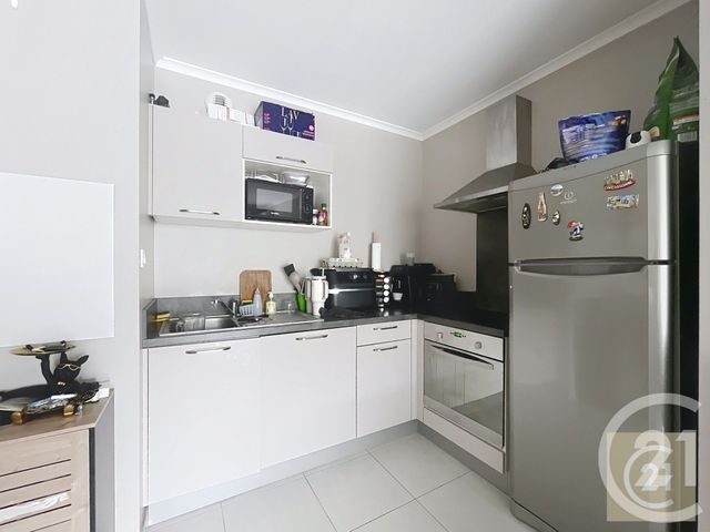Appartement T2 à vendre - 2 pièces - 43.18 m2 - BEZIERS - 34 - LANGUEDOC-ROUSSILLON - Century 21 Comminges Immobilier