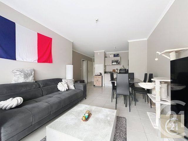 Appartement T2 à vendre - 2 pièces - 43.18 m2 - BEZIERS - 34 - LANGUEDOC-ROUSSILLON - Century 21 Comminges Immobilier