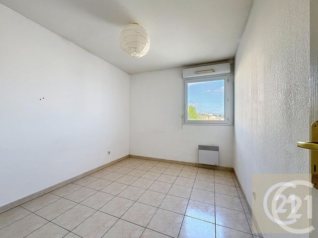Appartement T3 à vendre - 3 pièces - 59.2 m2 - BEZIERS - 34 - LANGUEDOC-ROUSSILLON - Century 21 Comminges Immobilier