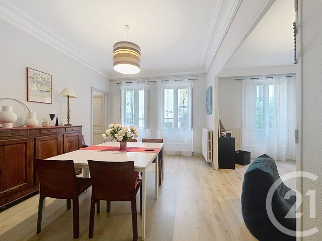Appartement T3 à vendre - 3 pièces - 101.0 m2 - BEZIERS - 34 - LANGUEDOC-ROUSSILLON - Century 21 Comminges Immobilier
