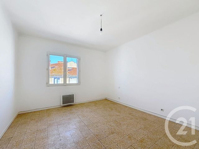 Appartement F4 à vendre - 4 pièces - 79.88 m2 - BEZIERS - 34 - LANGUEDOC-ROUSSILLON - Century 21 Comminges Immobilier