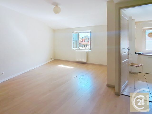 Afficher la photo en grand Appartement T3 à vendre - 3 pièces - 58.81 m2 - BEZIERS - 34 - LANGUEDOC-ROUSSILLON - Century 21 Comminges Immobilier