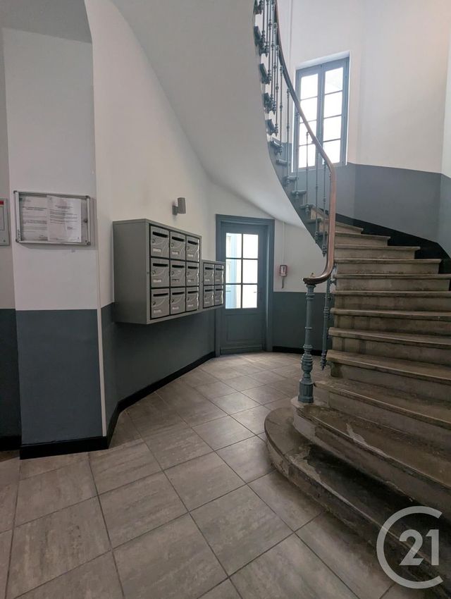 Afficher la photo en grand Appartement T3 à vendre - 3 pièces - 58.81 m2 - BEZIERS - 34 - LANGUEDOC-ROUSSILLON - Century 21 Comminges Immobilier