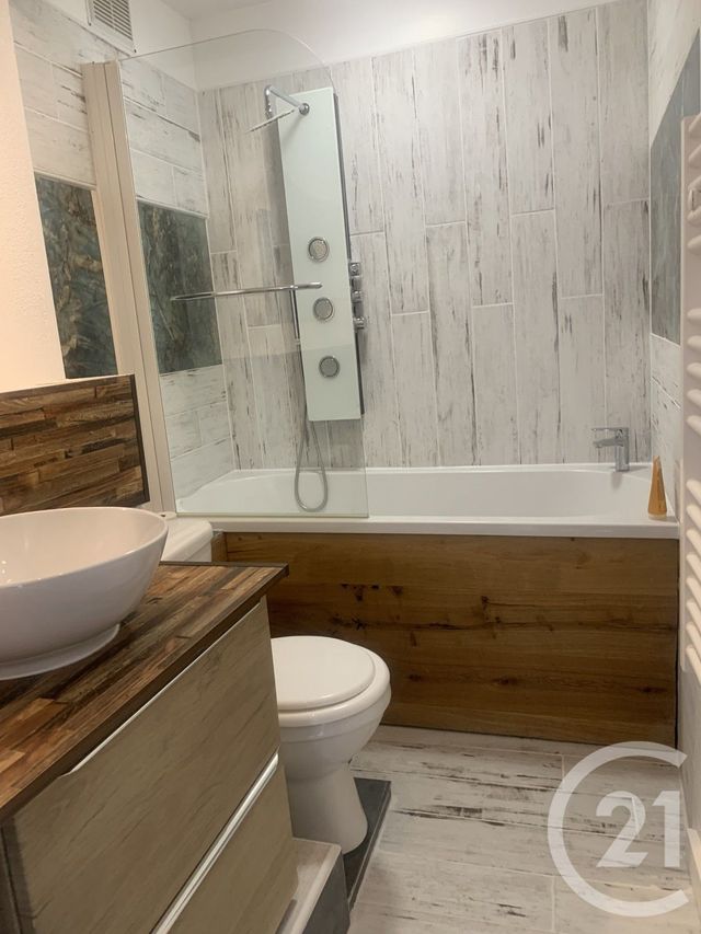 Afficher la photo en grand Appartement F3 à vendre - 3 pièces - 48.83 m2 - BEZIERS - 34 - LANGUEDOC-ROUSSILLON - Century 21 Comminges Immobilier