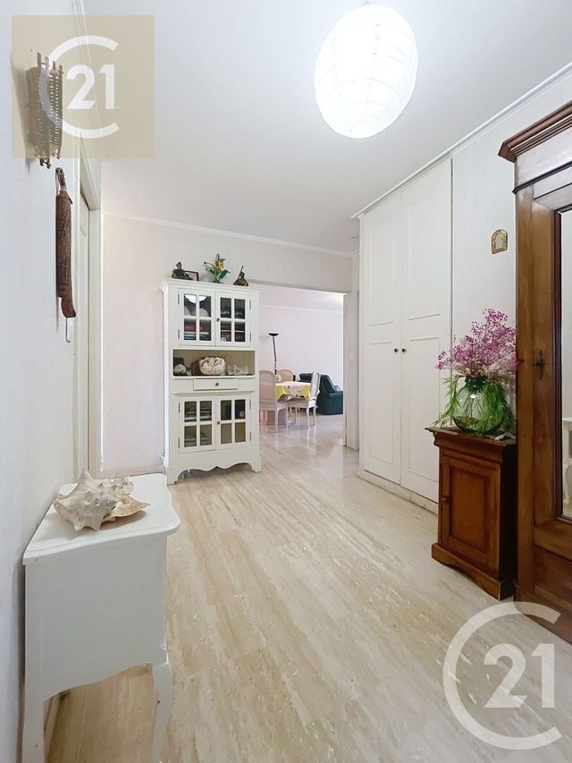 Appartement F4 à vendre - 5 pièces - 105.9 m2 - BEZIERS - 34 - LANGUEDOC-ROUSSILLON - Century 21 Comminges Immobilier