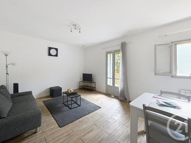 Appartement T2 à vendre - 2 pièces - 31.45 m2 - BEZIERS - 34 - LANGUEDOC-ROUSSILLON - Century 21 Comminges Immobilier