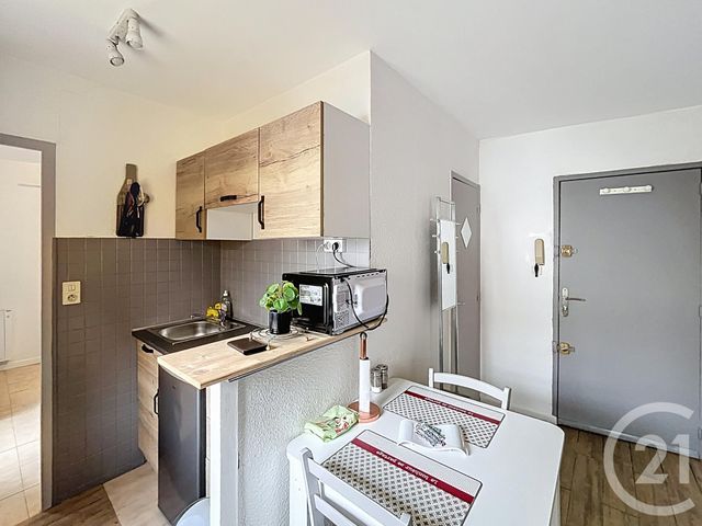 Appartement T2 à vendre - 2 pièces - 31.45 m2 - BEZIERS - 34 - LANGUEDOC-ROUSSILLON - Century 21 Comminges Immobilier