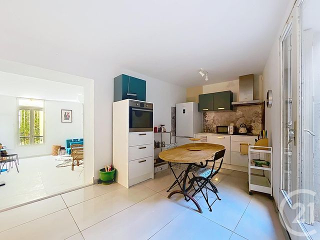 Afficher la photo en grand Appartement T2 à vendre - 2 pièces - 73.22 m2 - BEZIERS - 34 - LANGUEDOC-ROUSSILLON - Century 21 Comminges Immobilier
