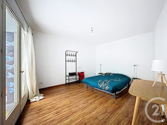 Afficher la photo en grand Appartement T2 à vendre - 2 pièces - 73.22 m2 - BEZIERS - 34 - LANGUEDOC-ROUSSILLON - Century 21 Comminges Immobilier