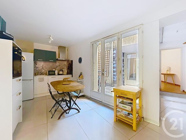 Afficher la photo en grand Appartement T2 à vendre - 2 pièces - 73.22 m2 - BEZIERS - 34 - LANGUEDOC-ROUSSILLON - Century 21 Comminges Immobilier