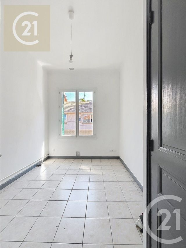 Appartement T4 à vendre - 4 pièces - 86.0 m2 - BEZIERS - 34 - LANGUEDOC-ROUSSILLON - Century 21 Comminges Immobilier
