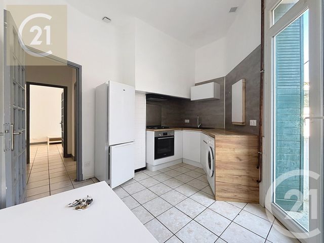 Appartement T4 à vendre - 4 pièces - 86.0 m2 - BEZIERS - 34 - LANGUEDOC-ROUSSILLON - Century 21 Comminges Immobilier