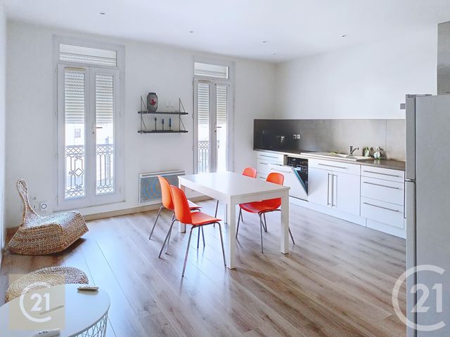 Appartement F2 à louer - 2 pièces - 58.0 m2 - BEZIERS - 34 - LANGUEDOC-ROUSSILLON - Century 21 Comminges Immobilier