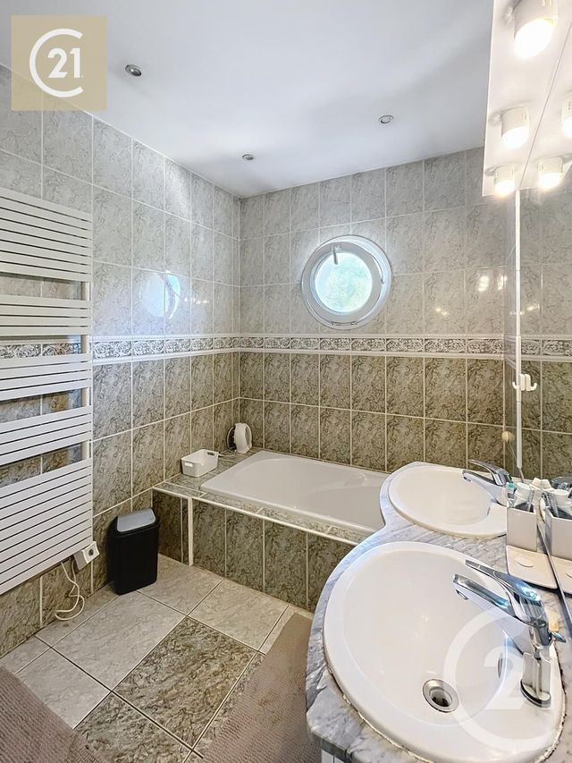 maison à vendre - 8 pièces - 246.0 m2 - BEZIERS - 34 - LANGUEDOC-ROUSSILLON - Century 21 Comminges Immobilier