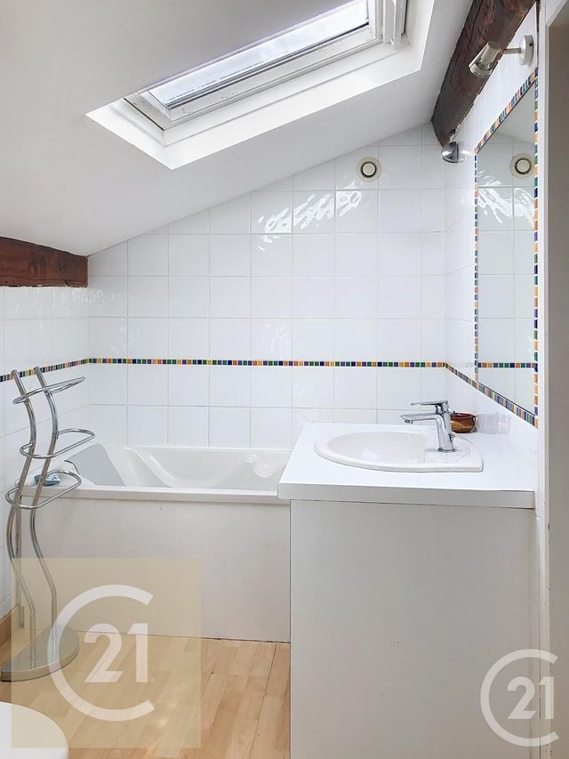 Afficher la photo en grand Appartement F3 à louer - 3 pièces - 66.24 m2 - BEZIERS - 34 - LANGUEDOC-ROUSSILLON - Century 21 Comminges Immobilier