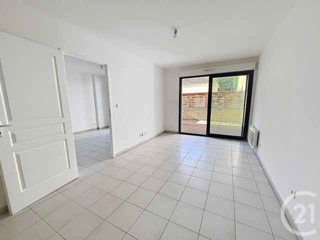 Appartement T3 à vendre - 3 pièces - 59.38 m2 - BEZIERS - 34 - LANGUEDOC-ROUSSILLON - Century 21 Comminges Immobilier