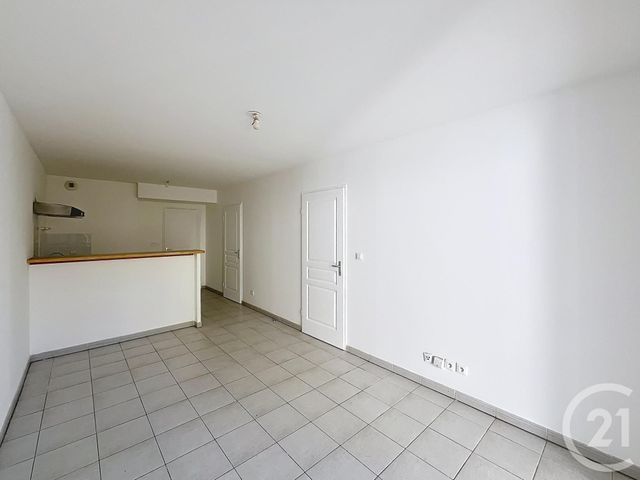 Appartement T3 à vendre - 3 pièces - 59.38 m2 - BEZIERS - 34 - LANGUEDOC-ROUSSILLON - Century 21 Comminges Immobilier