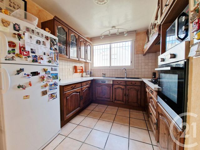 Appartement F3 à vendre - 3 pièces - 83.12 m2 - BEZIERS - 34 - LANGUEDOC-ROUSSILLON - Century 21 Comminges Immobilier